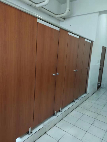 一代抗倍特板衛(wèi)生間隔斷